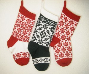 Endless Roses Christmas Stocking knitting pattern set by Denise Balvanz