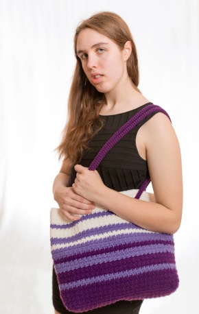 Modern Tote Bag crocheted by Amanda, crochet pattern by Darleen Hopkins #CbyDH