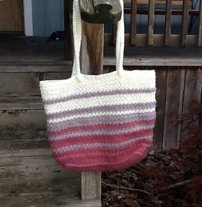 Modern Tote bag crocheted by Gina, Crochet Pattern by Darleen Hopkins #CbyDH