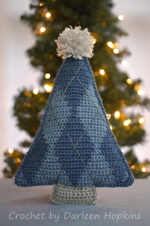 Striped Christmas Tree Pillow crochet pattern by Darleen Hopkins